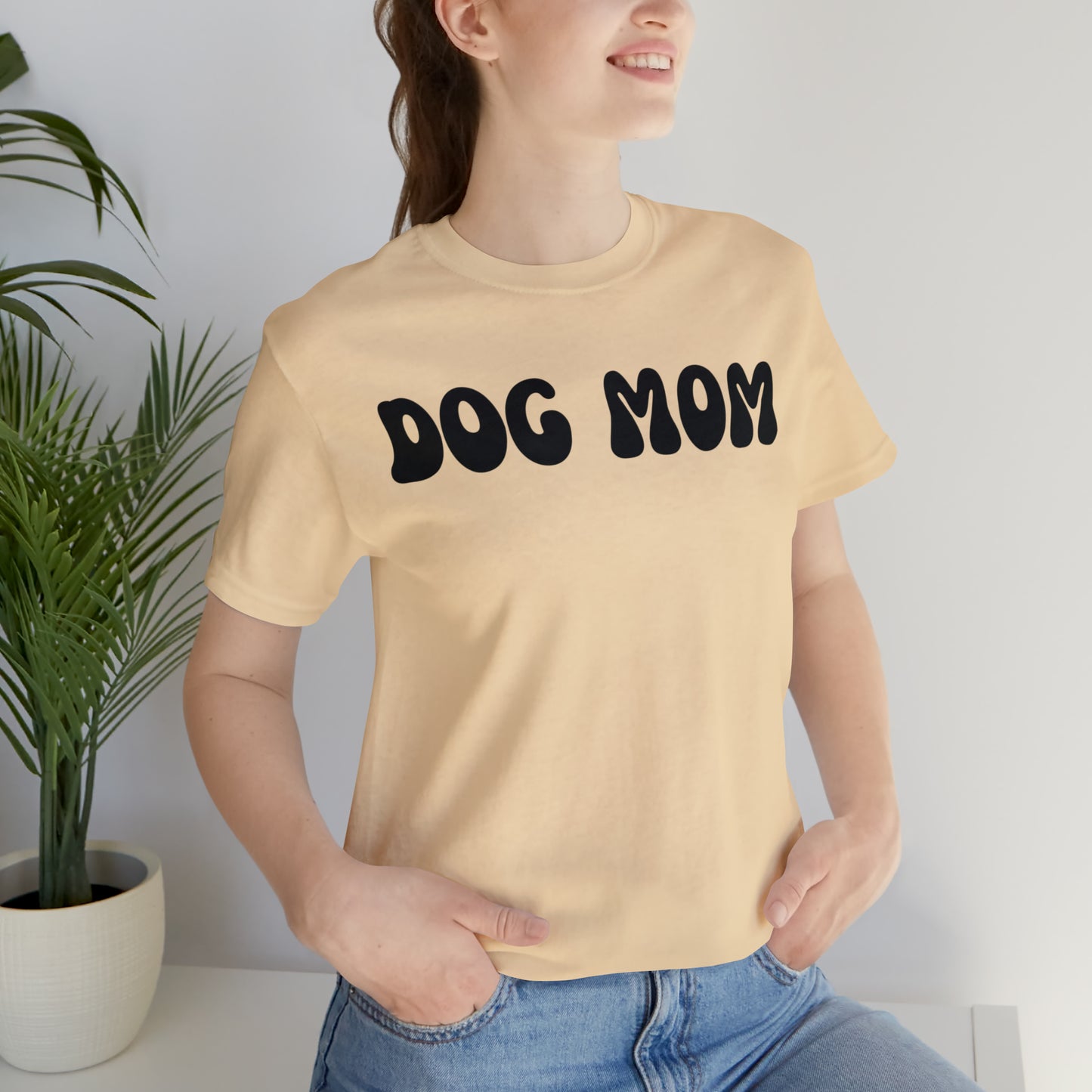 Retro Dog Mom Tee