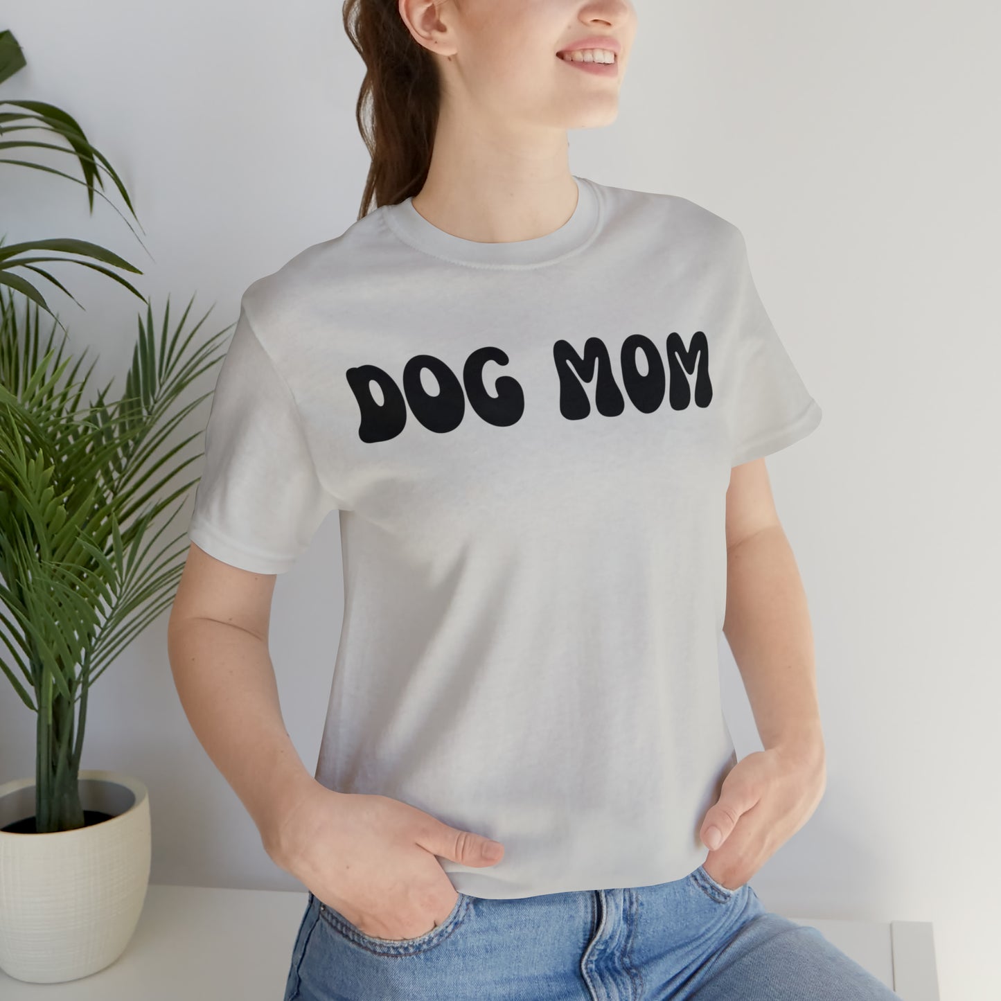 Retro Dog Mom Tee