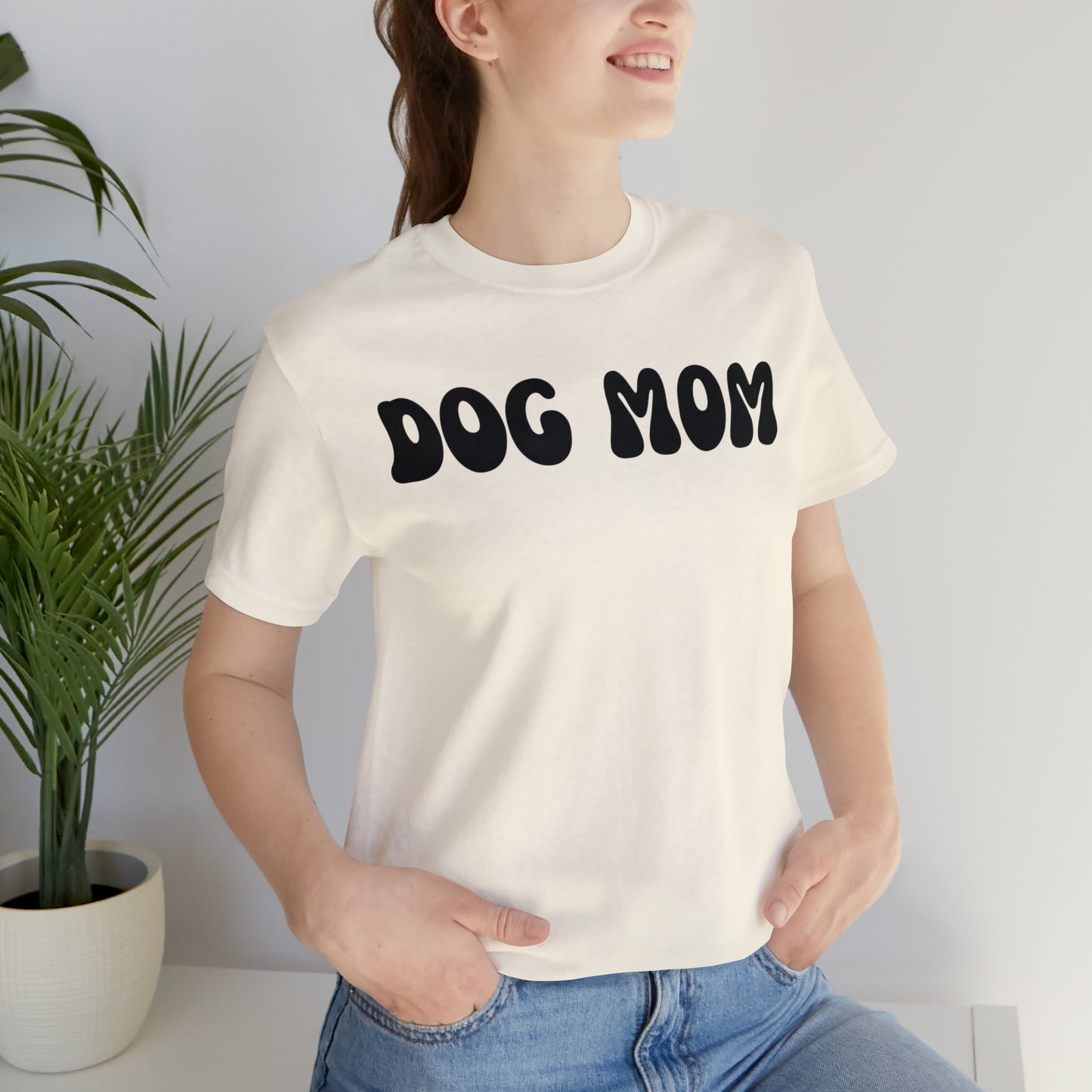 Retro Dog Mom Tee